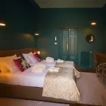 Look To Viphouse B&B