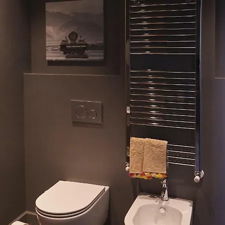 Look To Bed & Breakfast 4*