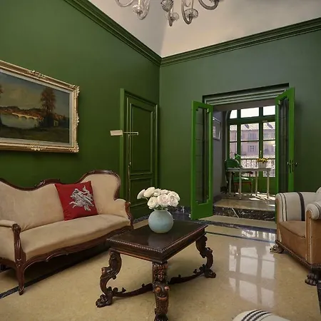 ベッド・アンド・ブレックファスト Look To トリノ